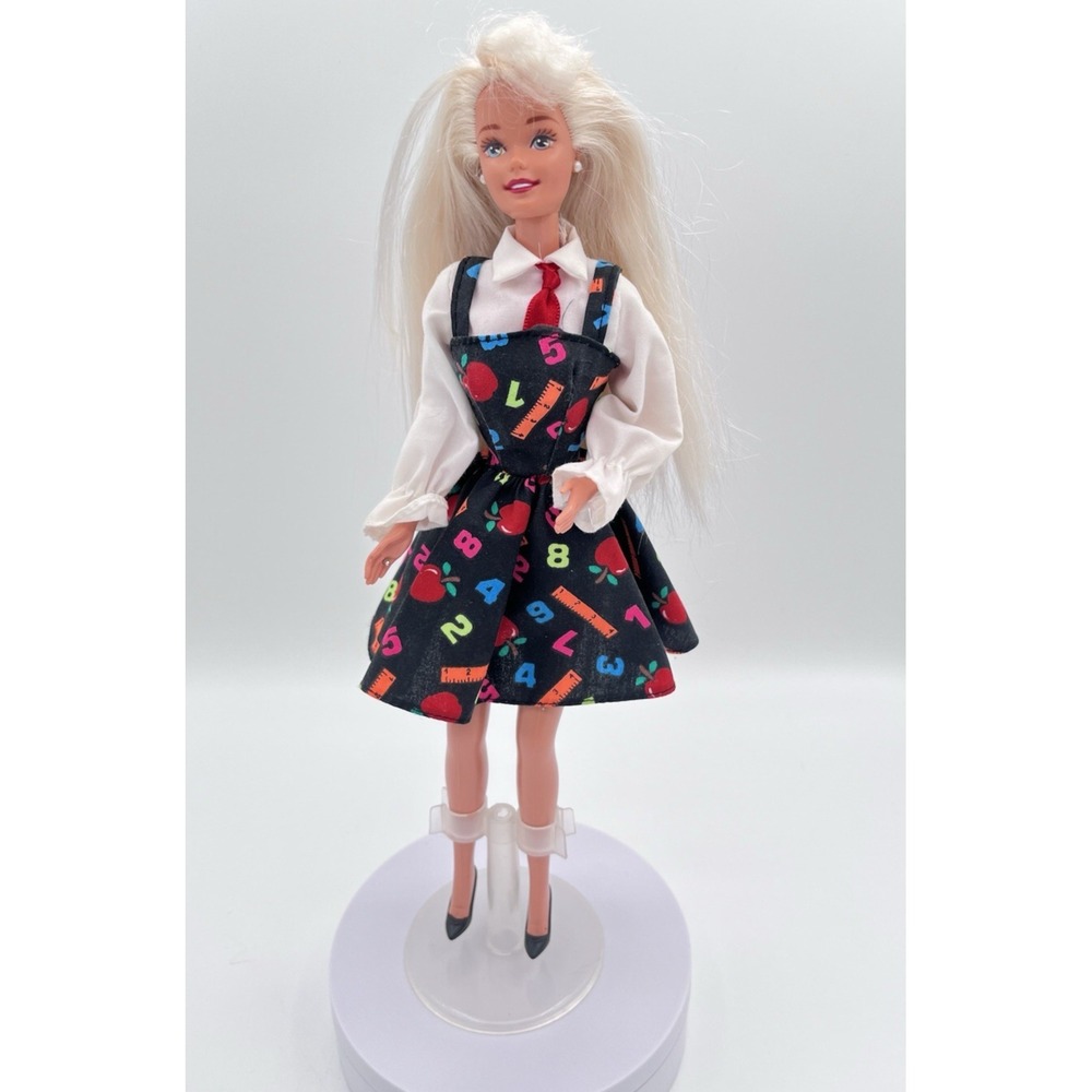 Vintage 1995 Teacher Barbie #13914 Mattel W/dress Earrings black shoes